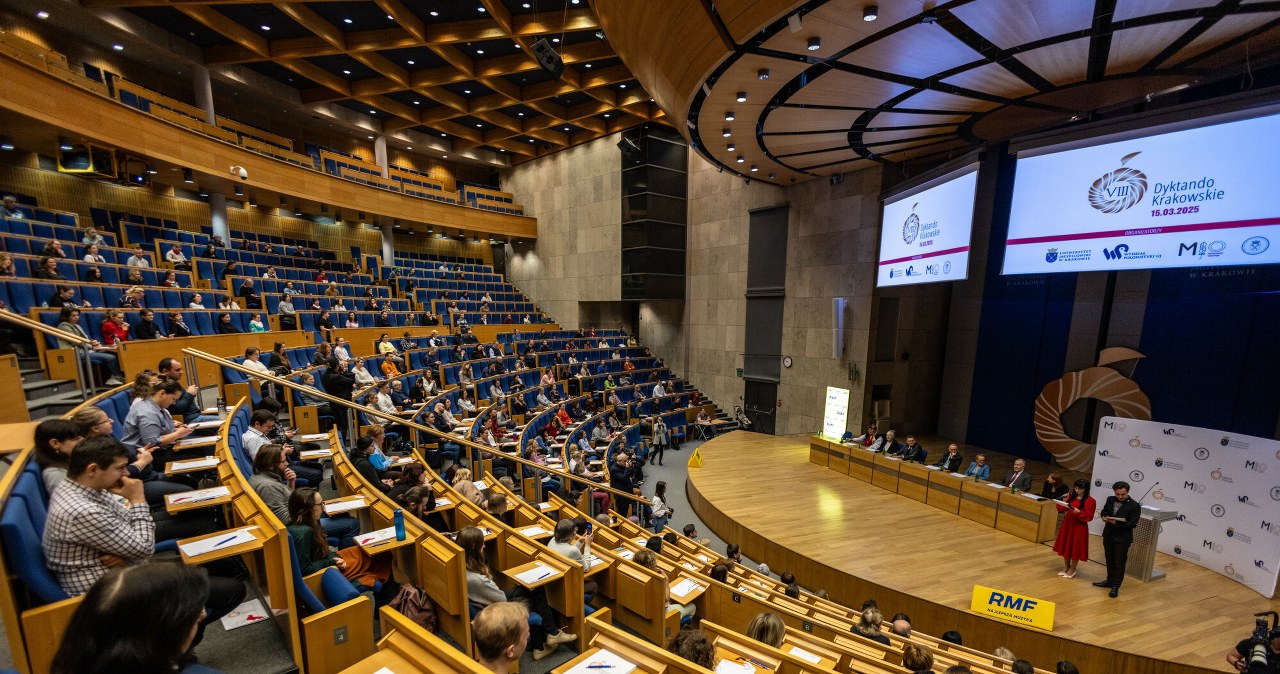 "Świeżo stężały śryż na jeziorze Świerzno". Mamy tekst IX Dyktanda Krakowskiego