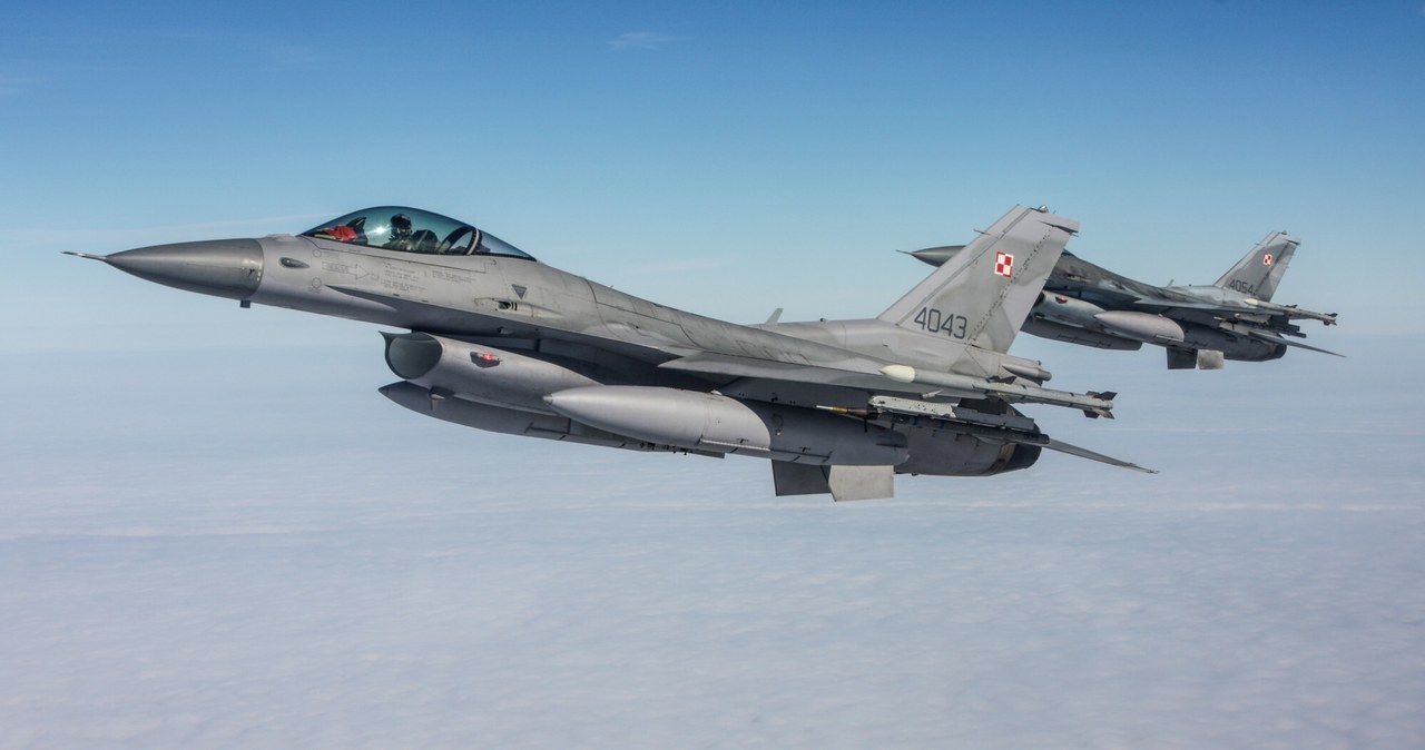 Alarm w polskiej przestrzeni powietrznej. Wojsko poderwało myśliwce