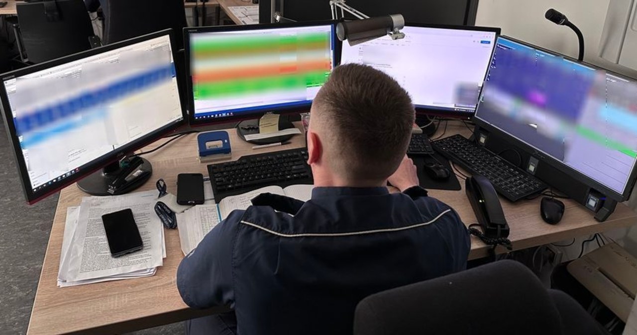 Torba z 40 tysiącami złotych odzyskana. Szybka reakcja oficera dyżurnego