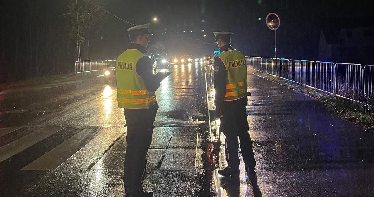17-latkowie potrąceni na przejściu dla pieszych. Apel policji