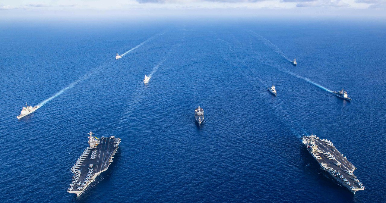 Bardzo duże siły USA zmierzają w kierunku Wenezueli