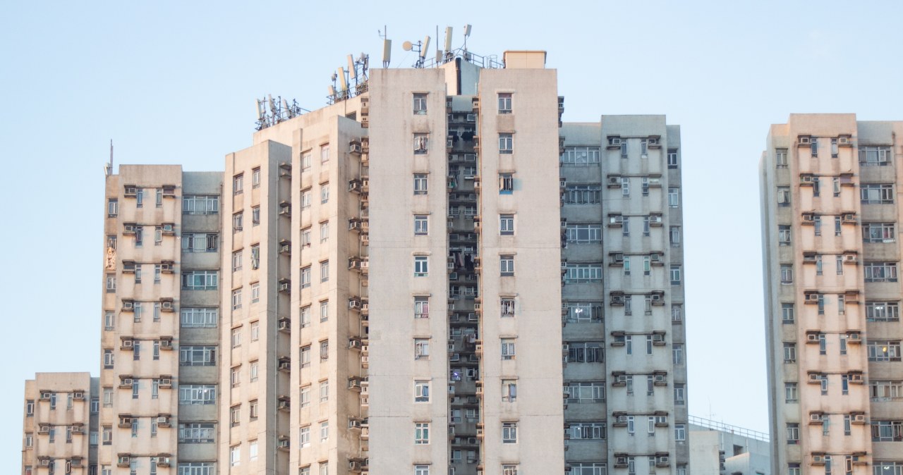 Mieszkania w najdroższym mieście świata tańsze nawet o 34 proc. Jest jeden haczyk