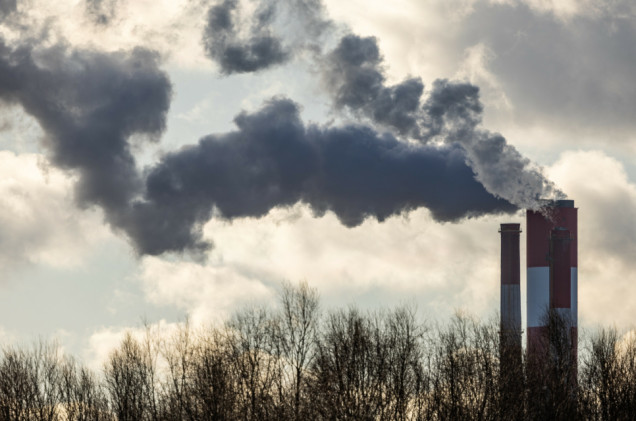 Unijna wojna o ETS. Tak Polska zamierza bronić darmowych uprawnień do emisji CO2