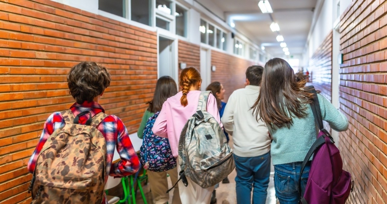 "Powrót do kultury milczenia". Ostre słowa w obronie edukacji zdrowotnej