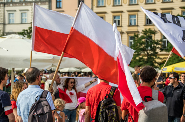 Mazurek Dąbrowskiego. Czy znasz tekst polskiego hymnu narodowego?