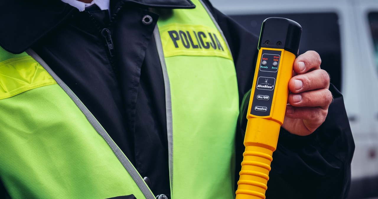 Skandal na Mazurach. Nietrzeźwy policjant spowodował kolizję i uciekł