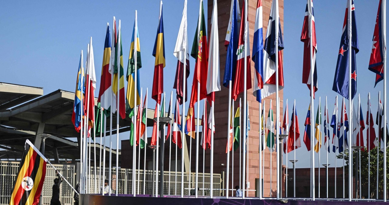 Szczyt AI w Delhi wystartował. Bez liderów USA i Chin, ale z gwiazdami technologii