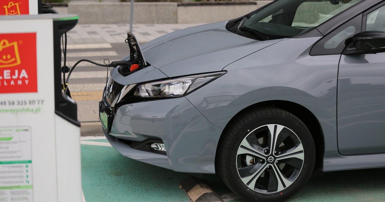 Chiny o postępie w rozmowach z UE. Chodzi o samochody elektryczne