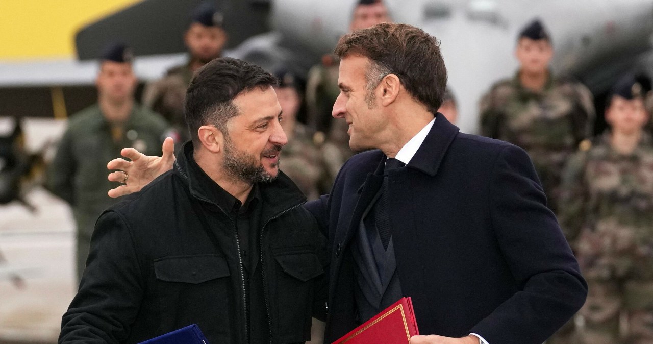 Trudne rozmowy o pokoju. Zełenski poleci do Macrona