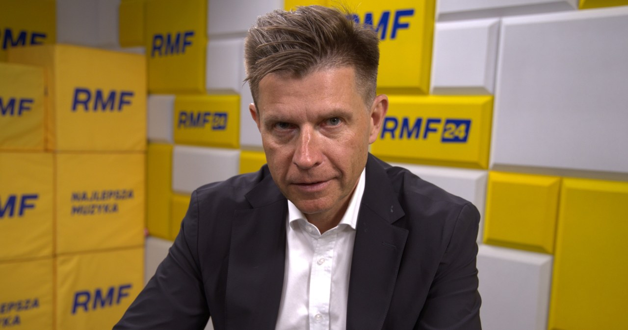 Petru przyznaje ws. stanowisk dla posłów Centrum: Rozmowy są, ale...