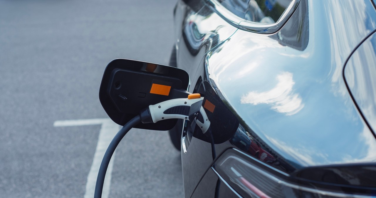 Nowa era na polskich drogach. Pierwszy superszybki hub do ładowania elektryków