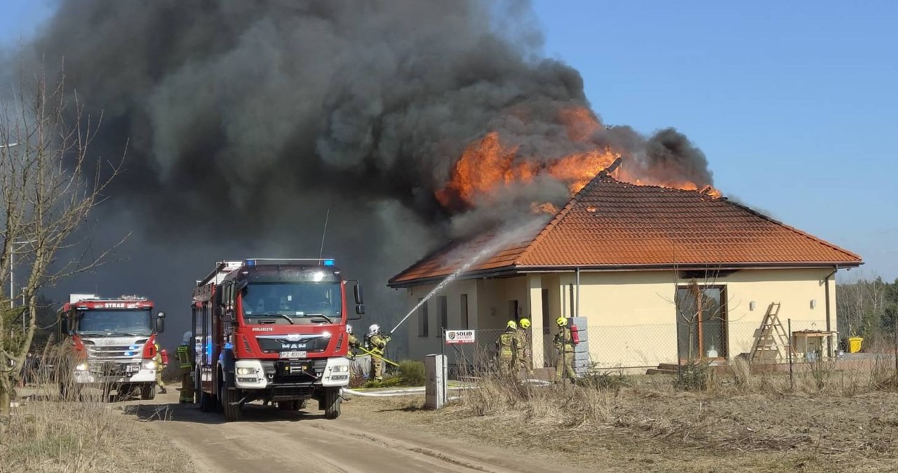 Płonęły domy, hala i urząd. Kilka groźnych pożarów w krótkim czasie