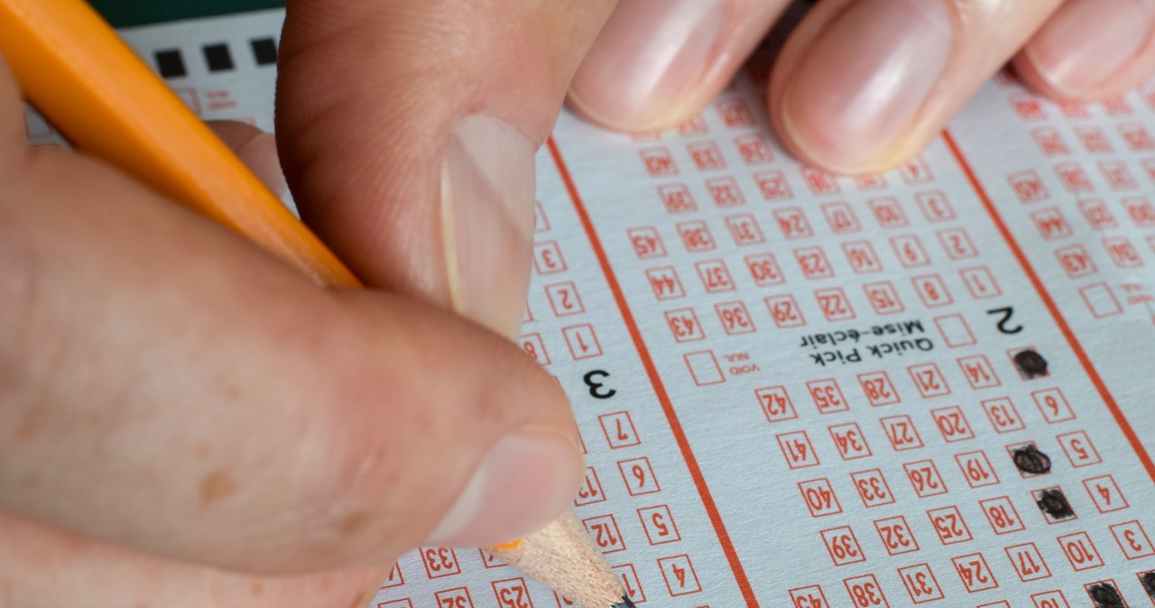Wygrał milion euro w Lotto i jest poszukiwany. Wywiesili kilkaset plakatów