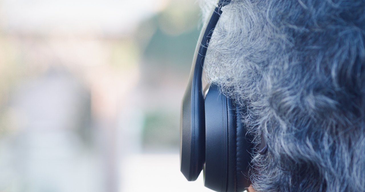 Słuchawki i smartwatche pod lupą UOKiK. Stwierdzono nieprawidłowości