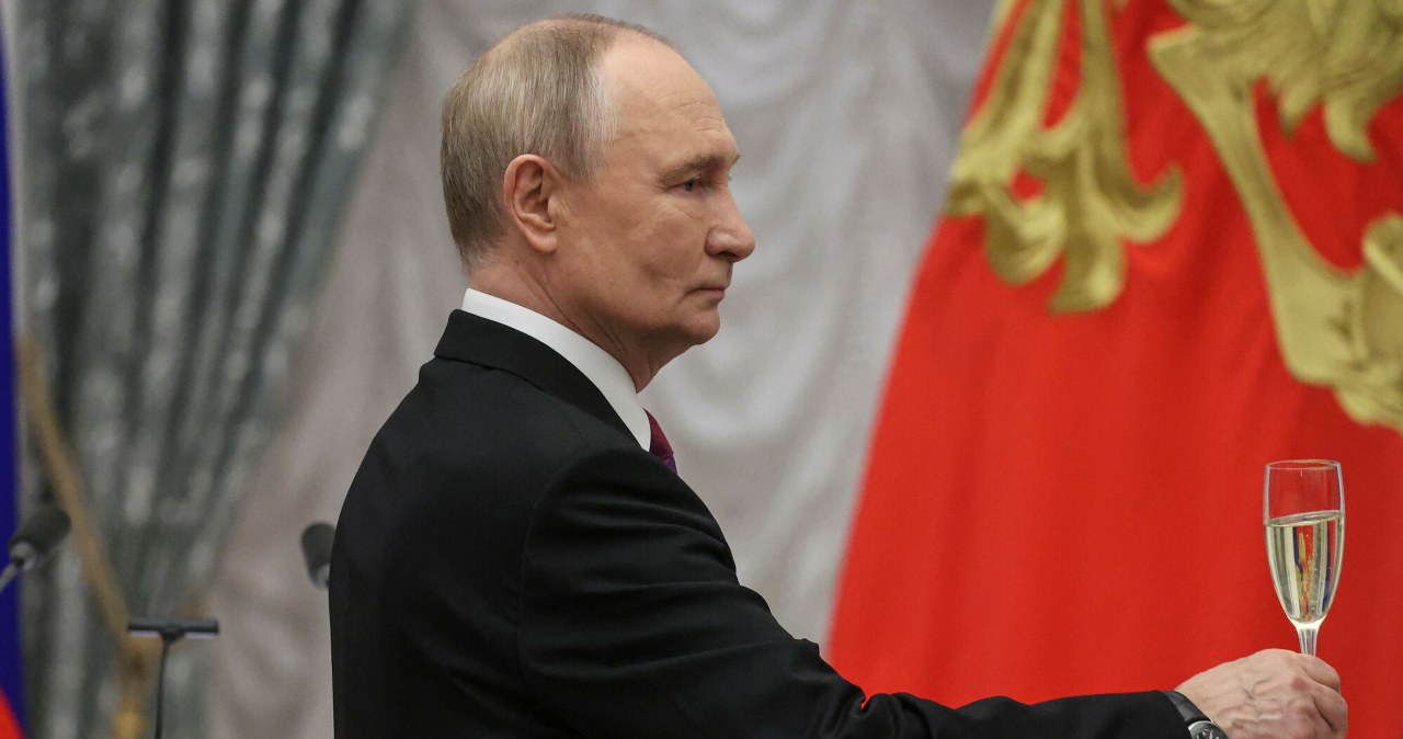 "Żałosna klęska" Putina. Tygodnik ostrzega przed nowym zagrożeniem