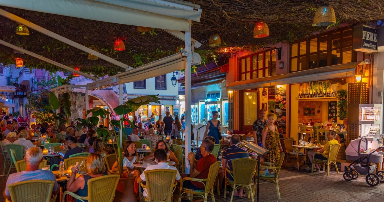 Greckie restauracje i hotele w desperackiej potrzebie. 80 tys. wolnych miejsc pracy