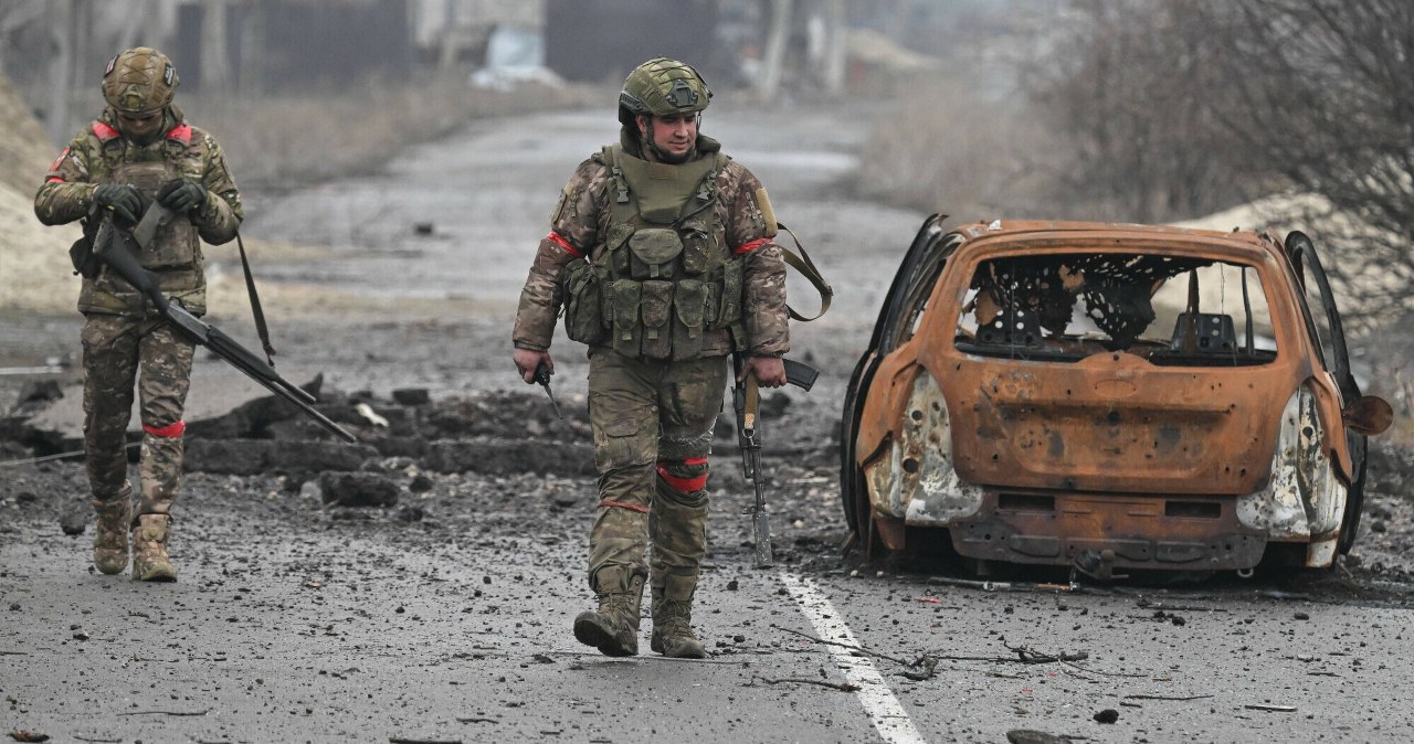 Strategia Kijowa przynosi efekty. Rosja nie nadąża z uzupełnianiem strat