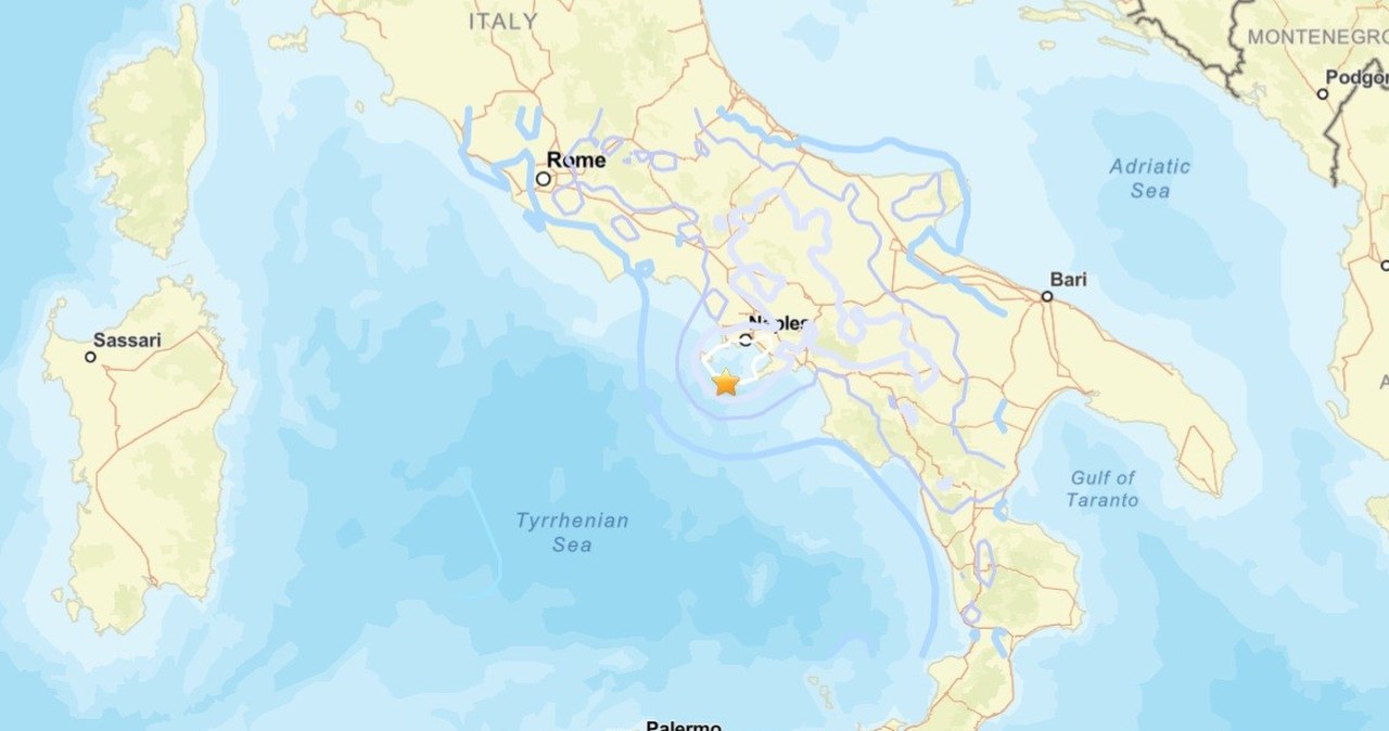 Silne trzęsienie ziemi u wybrzeży Neapolu