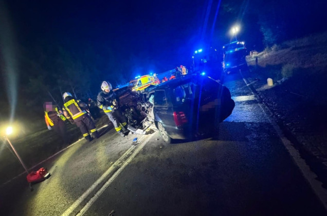Tragiczny wypadek pod Szczytnem. Nie żyje 17-latek, sześć osób trafiło do szpitala