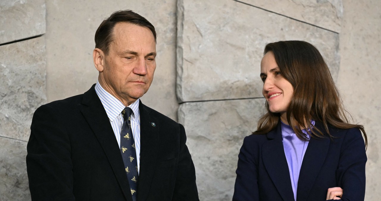 "My płacimy za wojnę". Sikorski chce od USA innego traktowania Europy