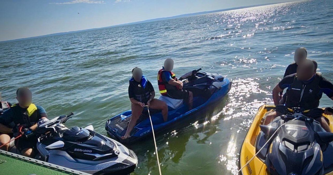 Skuterami wodnymi do Rosji! Polacy nieświadomie przekroczyli granicę na Zalewie Wiślanym