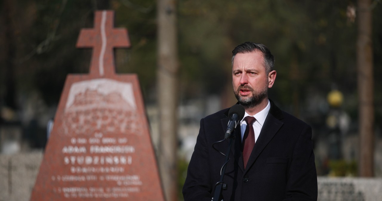 "W końcu przegrają, bo muszą". Mocne słowa szefa PSL-u w rocznicę katastrofy