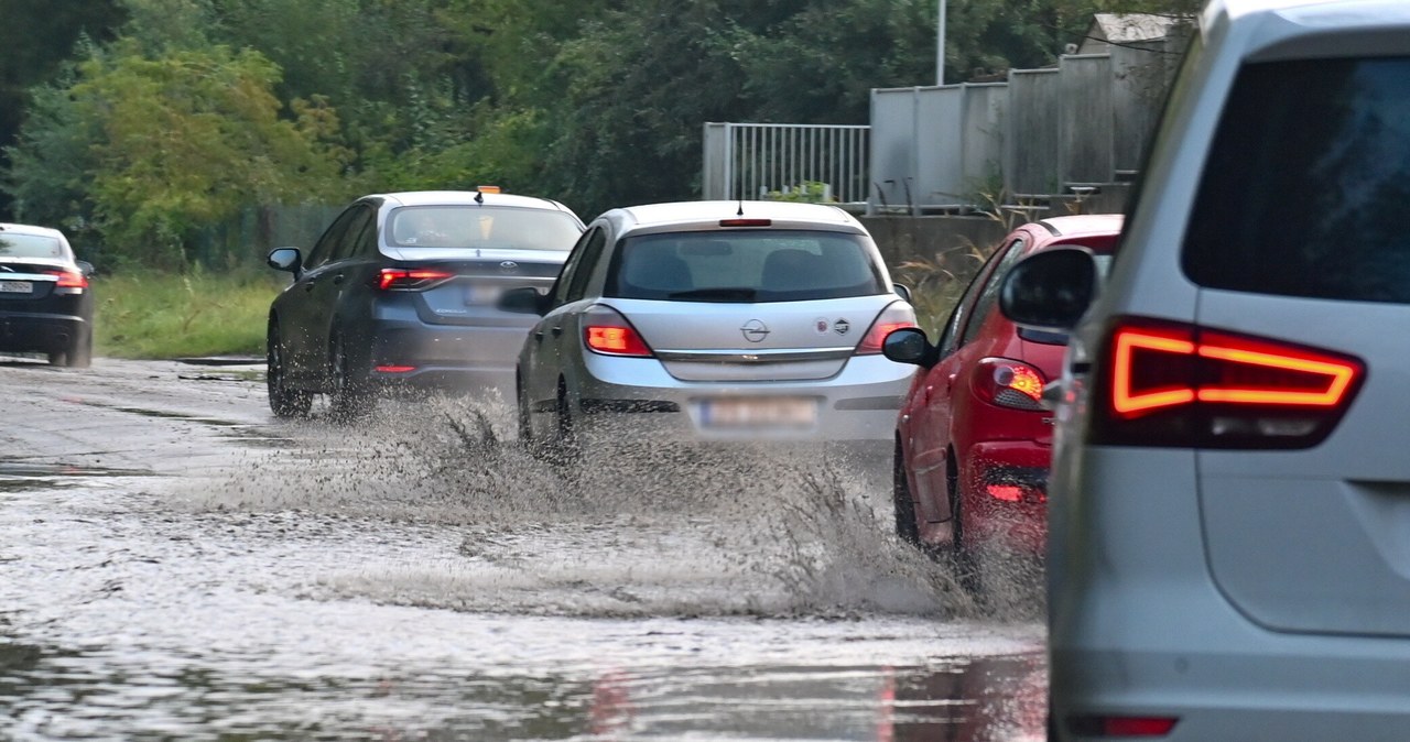 Wiatr, deszcz, a potem ocieplenie. Co nas czeka w pogodzie?