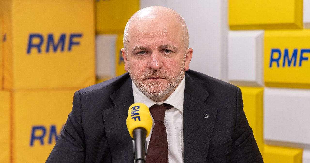 "Prezydent dostał wszystkie argumenty za i przeciw". Kowal o orderze Zełenskiego