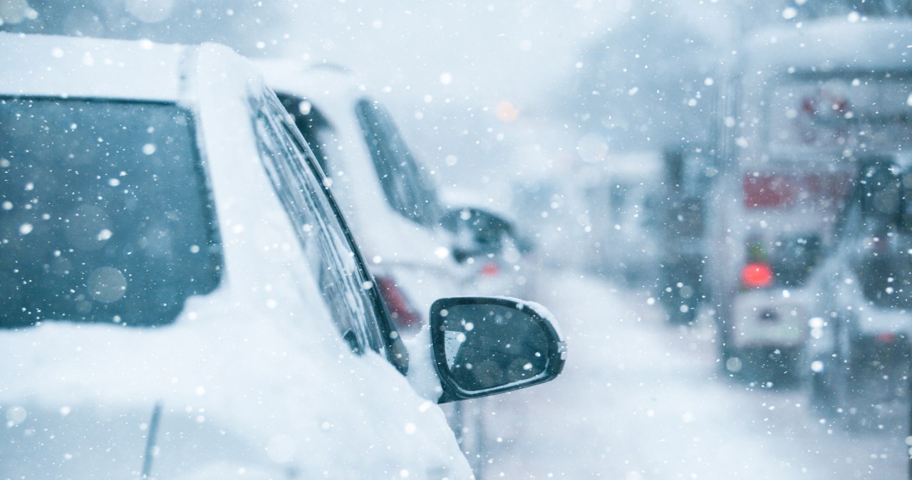 Silny mróz w Polsce. RCB: Trzy osoby zmarły z wychłodzenia