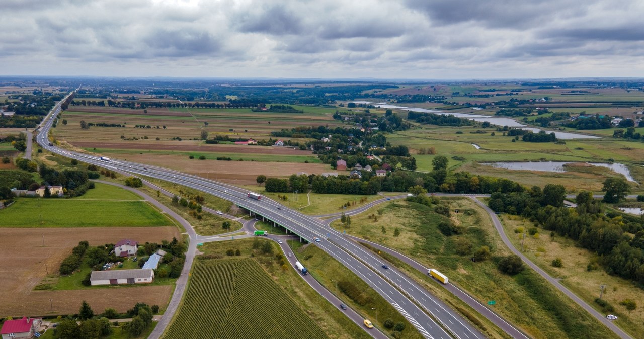 S17 coraz bliżej. Nowy odcinek ekspresówki przyspieszy podróż do Warszawy