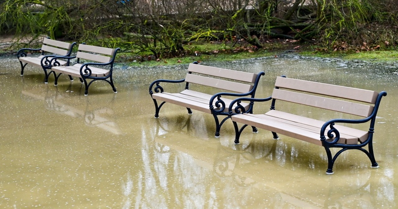 IMGW wydał ostrzeżenia dla 14 województw