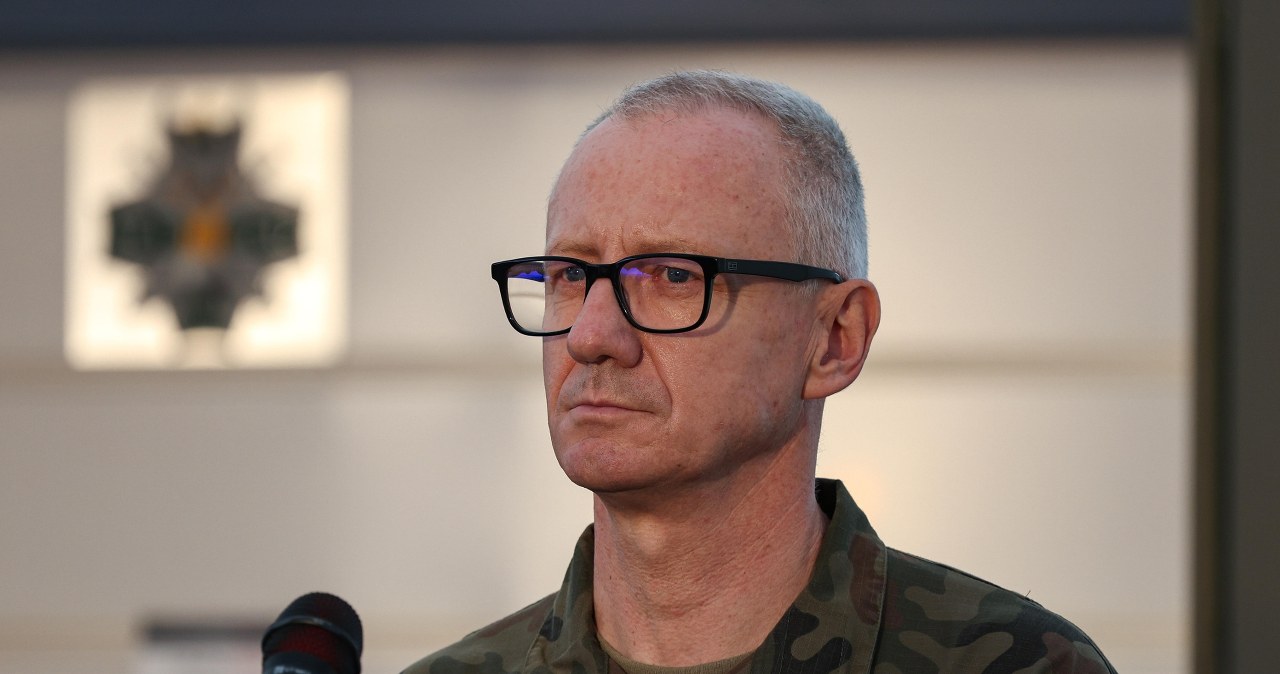 Zestrzeliwać czy nie? Dowódca wojsk dronowych w RMF FM