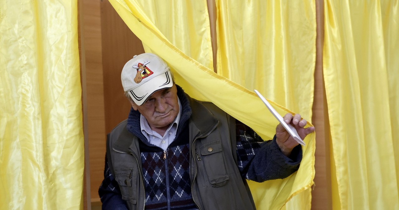 Wybory w cieniu afery. Rumunia ponownie wybiera prezydenta