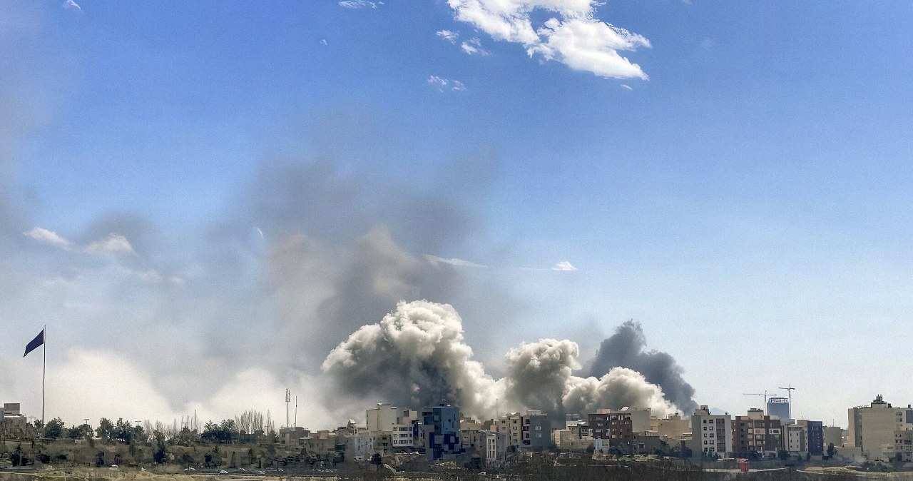 ​Krwawy atak na zachodzie Iranu. Dziesiątki ofiar wśród służb bezpieczeństwa