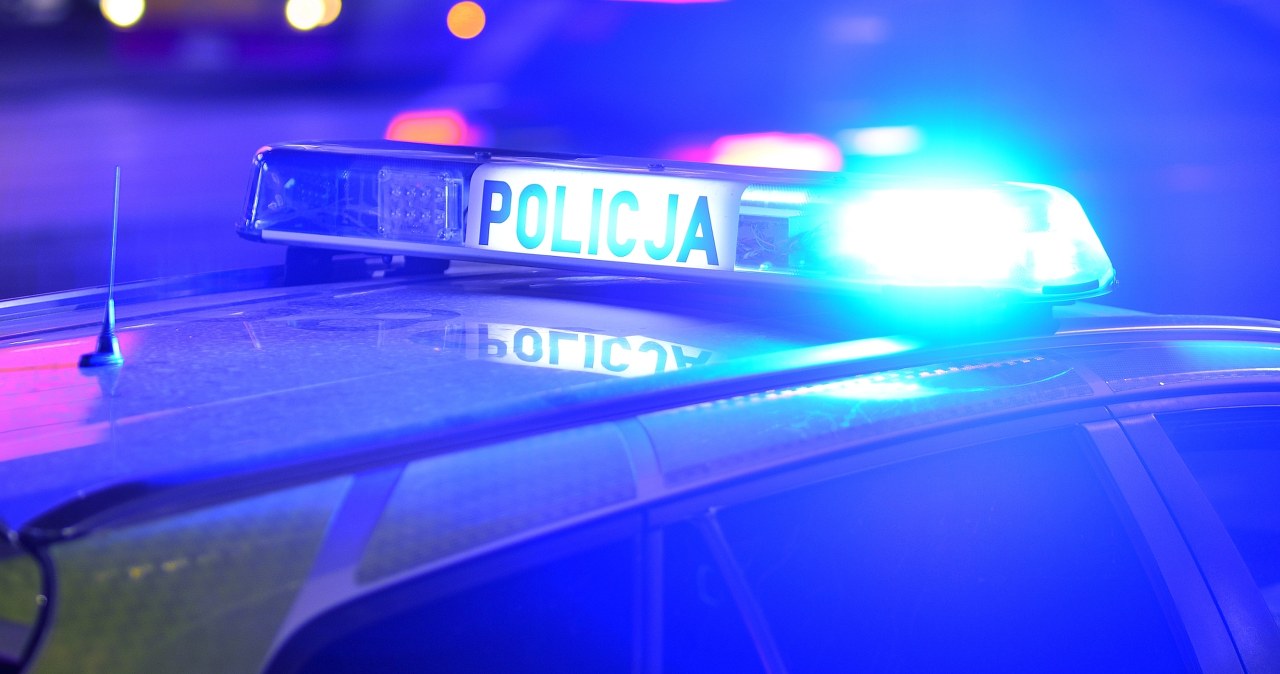 Policja rozbiła grupę z nielegalną bronią. Zabezpieczono arsenał