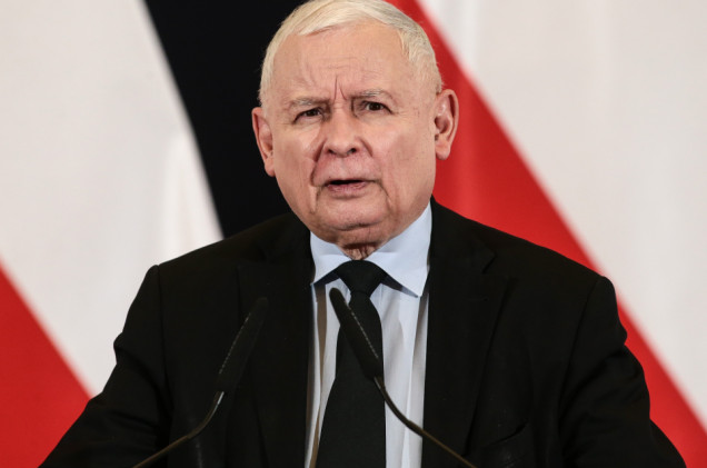 Wojna frakcji w PiS. Apel Kaczyńskiego: Wróg jest w innym miejscu