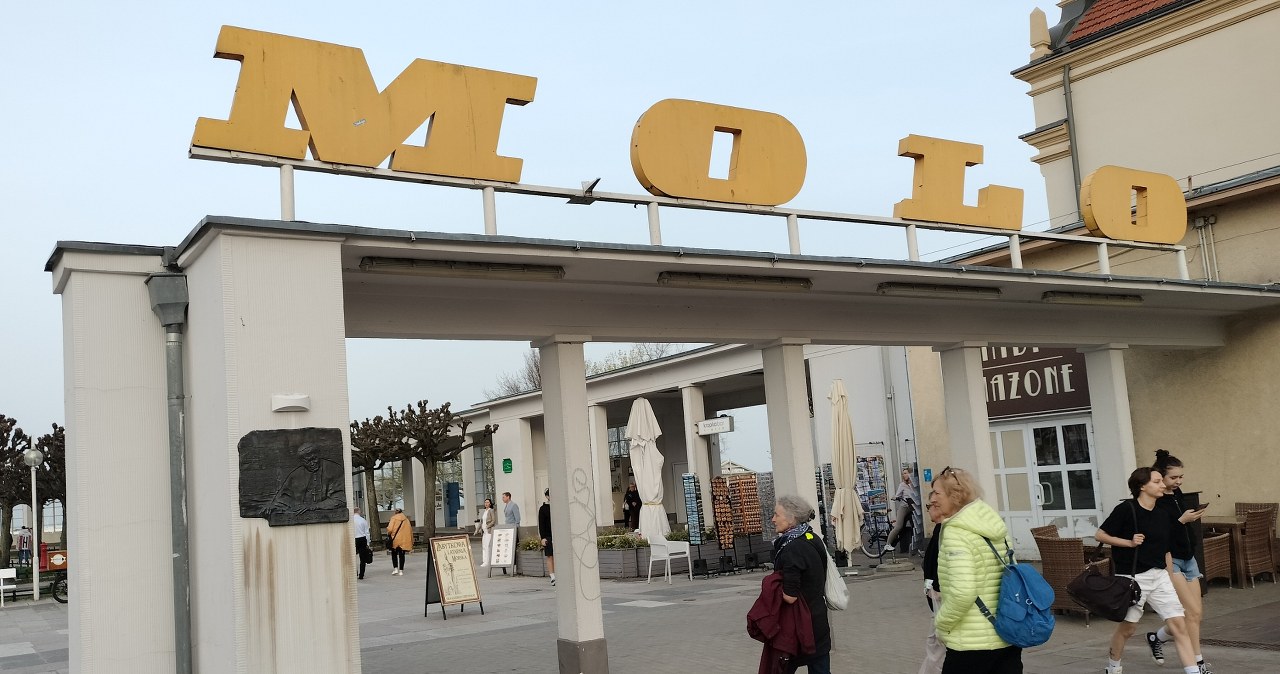 Neon w stylu retro ma witać turystów. Jak zmieni się wejście na sopockie molo?