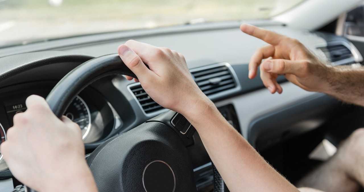 Pirat drogowy uciekał przed policją. Funkcjonariuszy zaskoczył jego wiek