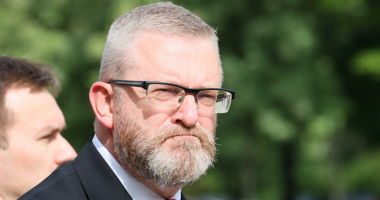 Skandaliczne słowa Grzegorza Brauna. Jest decyzja prokuratury