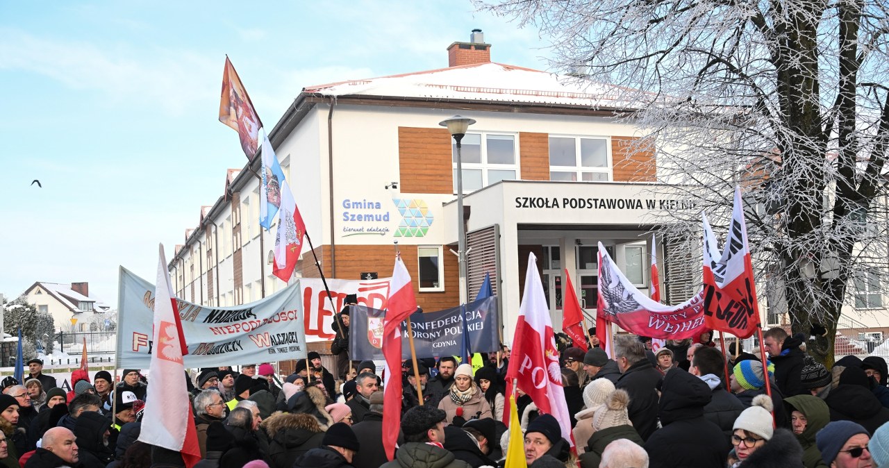 ​Finał awantury o krzyż w szkole w Kielnie. Jest decyzja ws. nauczycielki