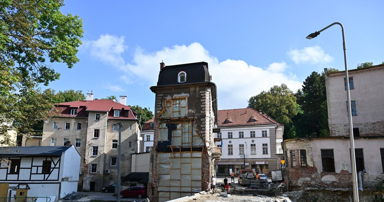 Dramat powodzian na Dolnym Śląsku. Setki rodzin chce opuścić swoje domy