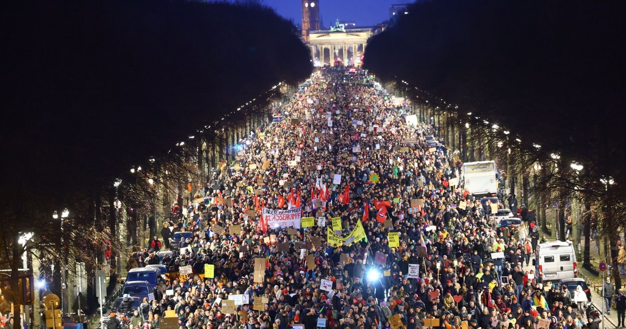Gorąco w Niemczech. 160 tys. osób demonstrowało w Berlinie