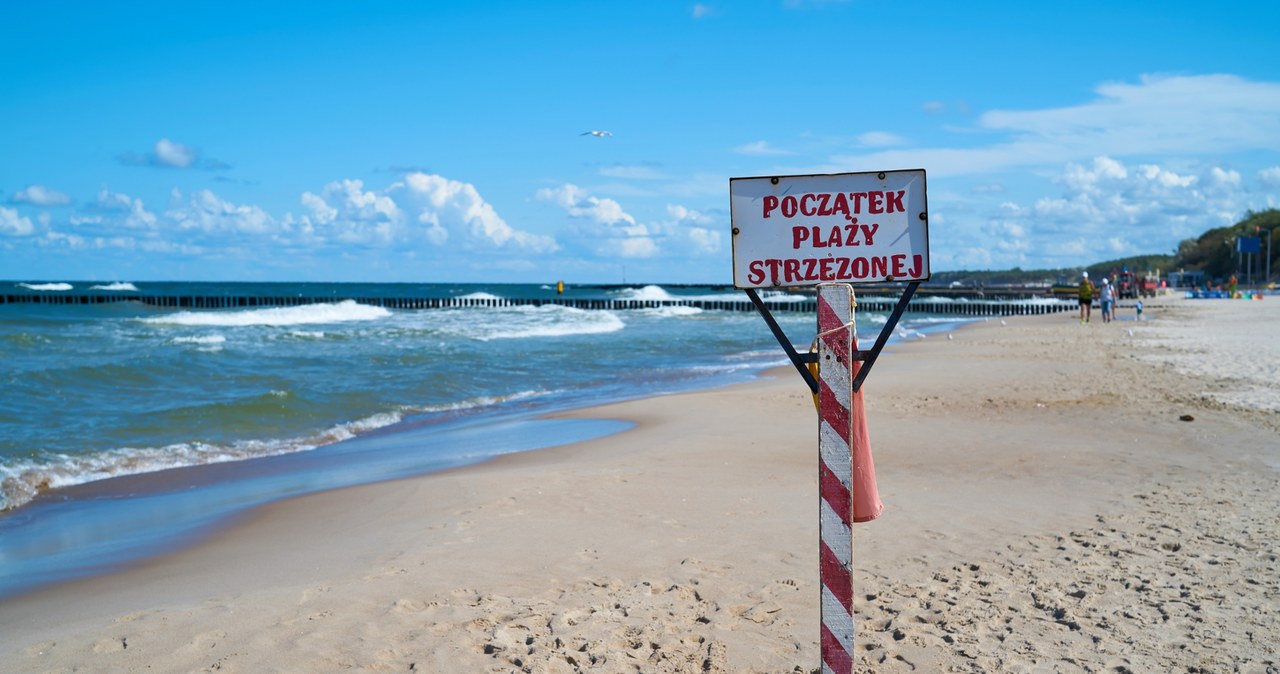​Alarm na polskich plażach. Zamykają się kolejne kąpieliska