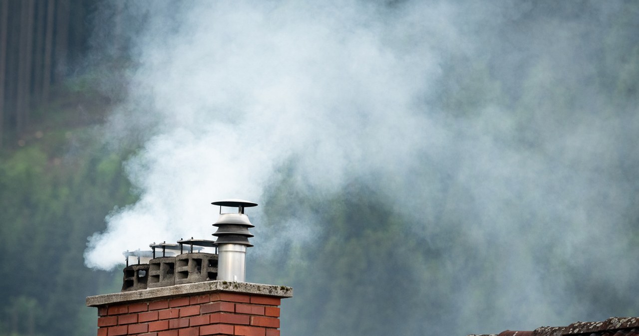 "Nie wietrz pomieszczeń". Alert RCB dla Kalisza