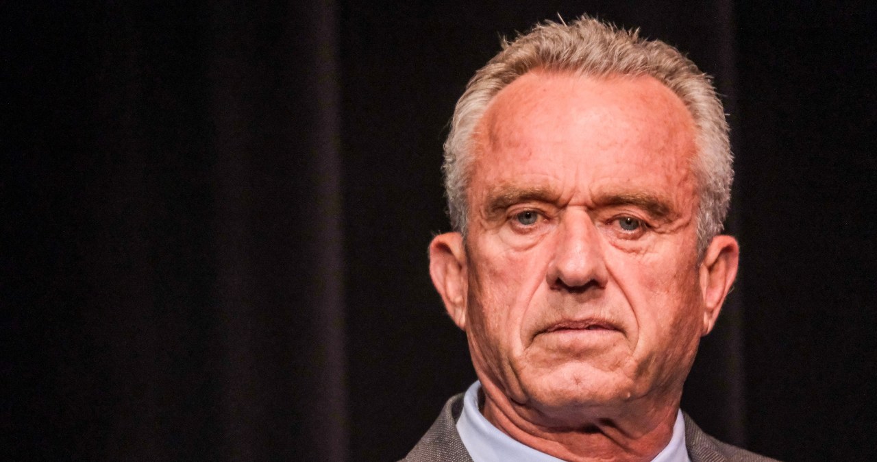 ​Sekretarz zdrowia USA szokuje wyznaniem. "Wciągałem kokainę z desek sedesowych"