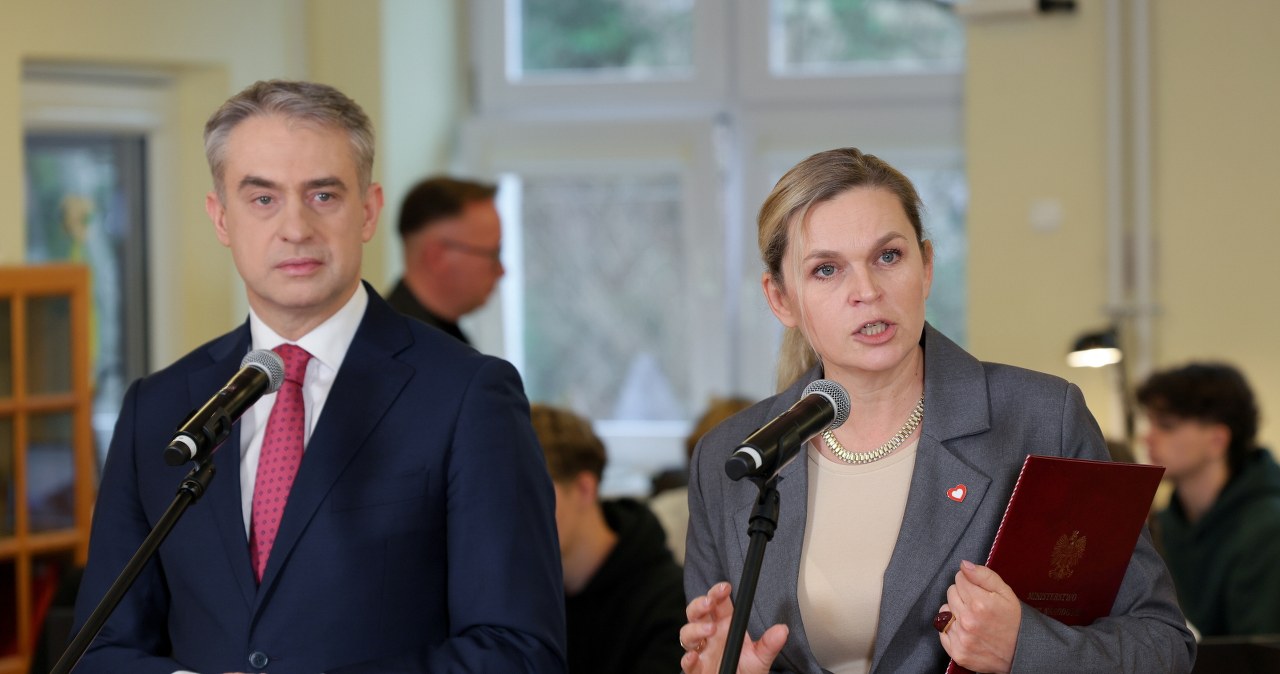 Tysiące laptopów dla szkół. Nowacka ogłasza rewolucję