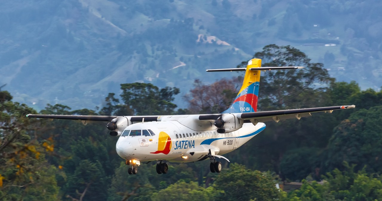 Samolot z 15 osobami na pokładzie zaginął w pobliżu granicy z Wenezuelą