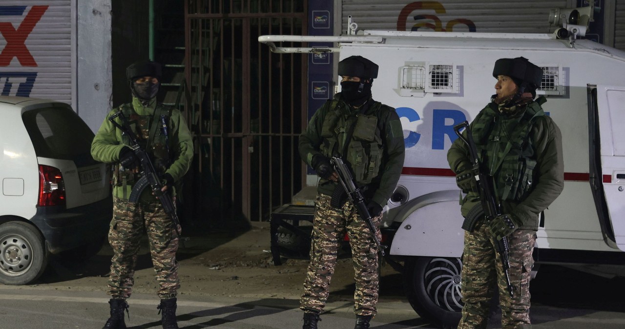 Policjanci wylecieli w powietrze. Makabrycze sceny na komisariacie