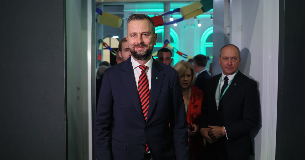 "Normalsi" albo "oszołomy" od Brauna. Kosiniak-Kamysz kreśli wizję na 2027 r.