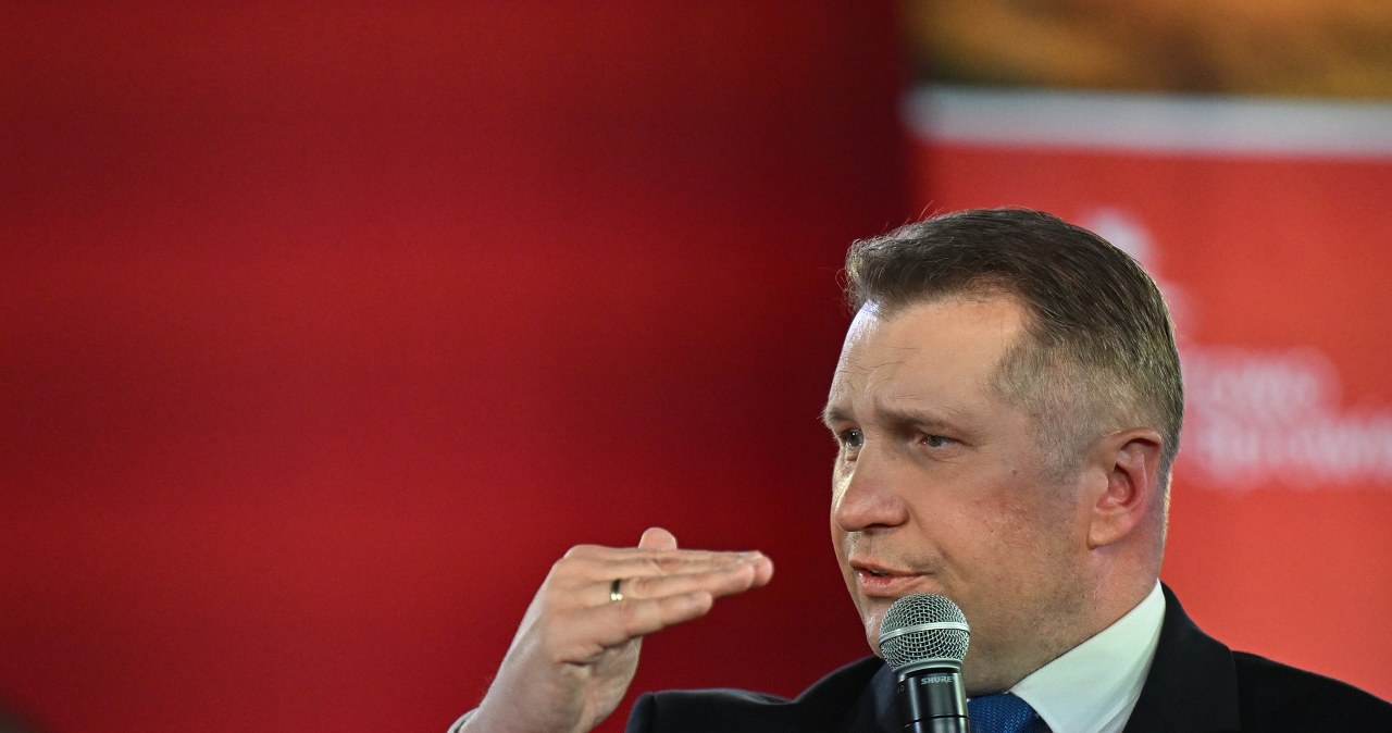 "Idziemy po wasze dzieci". PiS reaguje na decyzję ws. edukacji zdrowotnej